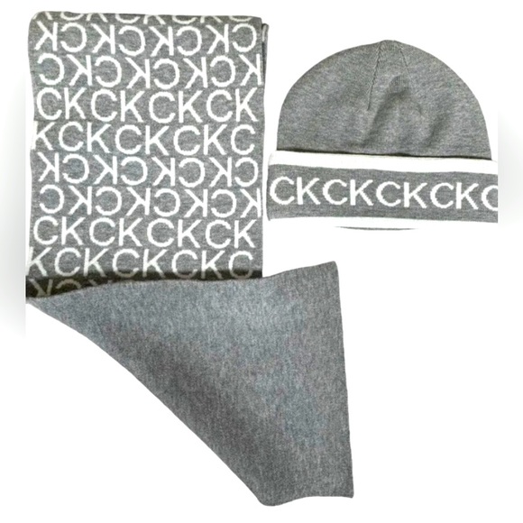 Calvin Klein Women's Gray/White Knit 2 Pieces Set Hat & Scarf NWT - Picture 1 of 4